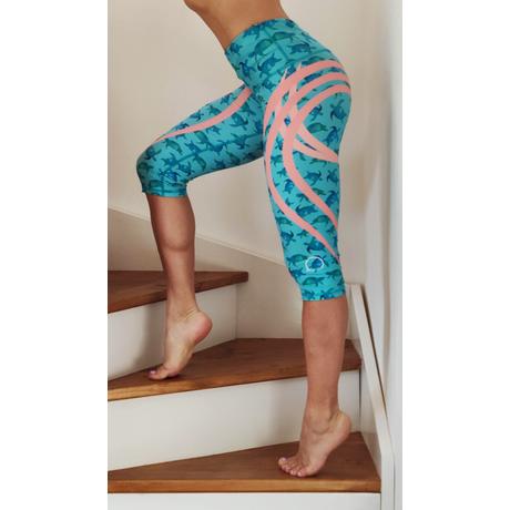 Nicci Turtle capri leggings